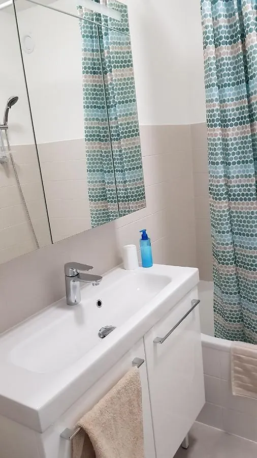 Studio Neuf Et Equipe, Plages Et Restaurants A Deux Pas ! Apartment Saint-Laurent-du-Var